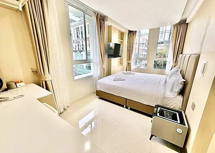 Abc Qq Hotel 3*
