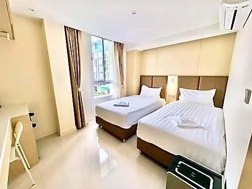 Abc Qq Hotel 3*